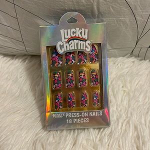 Lucky Charms Press-On Nails